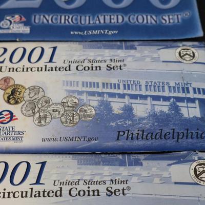 US Mint Uncirculated Sets, 2000 & 2001 (C1-43)