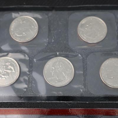 US Mint Uncirculated Sets, 2000 & 2001 (C1-44)