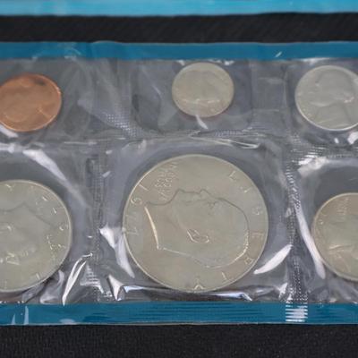 US Mint Uncirculated Sets, 1972, 1977, 1978 (C1-45)