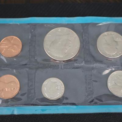 US Mint Uncirculated Sets, 1972, 1977, 1978 (C1-45)