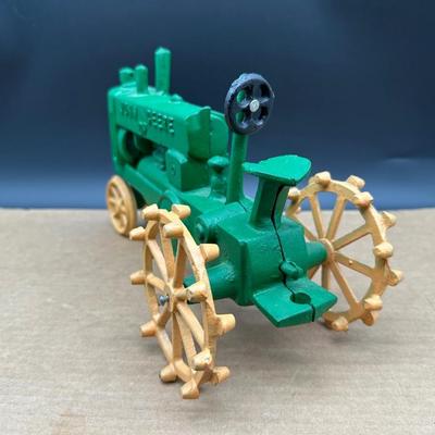 Vintage John Deere Tractor Model – Cast Iron – Spoked Wheels
