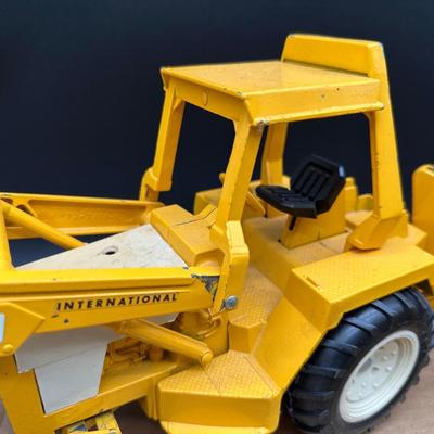 ERTL International Backhoe Loader & John Deere Construction Truck Lot