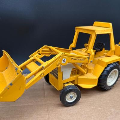 ERTL International Backhoe Loader & John Deere Construction Truck Lot