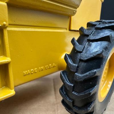 ERTL International Backhoe Loader & John Deere Construction Truck Lot