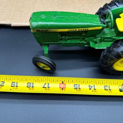 Vintage John Deere Die-Cast Tractor Lot w/ Wagon – Multiple Models, Farm Toy Collect