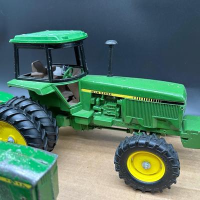 Vintage John Deere Die-Cast Tractor Lot w/ Wagon – Multiple Models, Farm Toy Collect