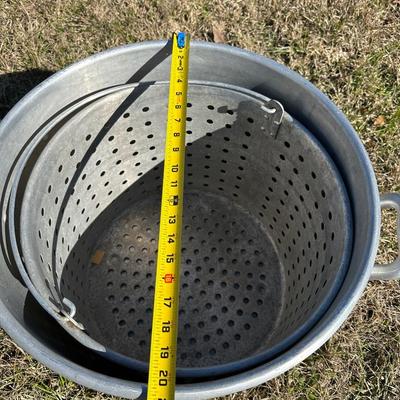 Large Aluminum Seafood Boil Pot w/ Strainer Basket & Lid
