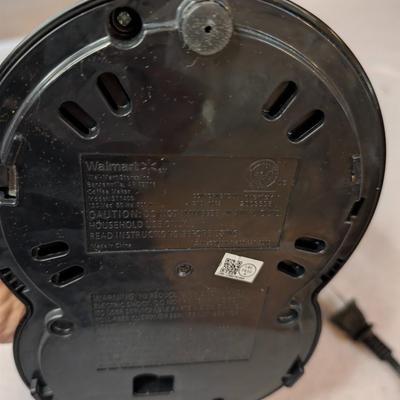 Sale Photo Thumbnail #100: 5 cup small Walmart brand coffee pot
works-tested