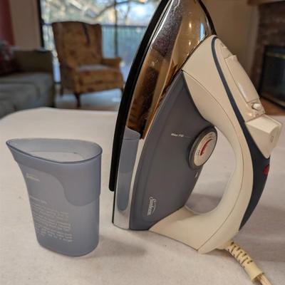 Sale Photo Thumbnail #117: Sunbeam Iron w/ filler 
extra long 12' cord