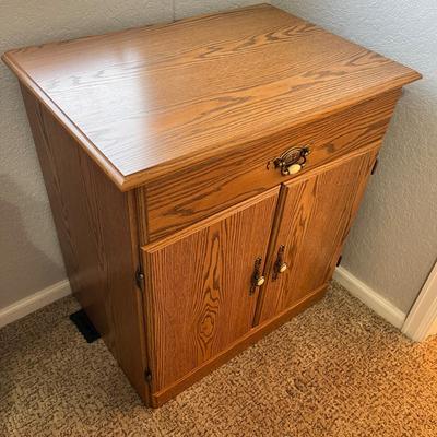 Lot 163 Microwave stand