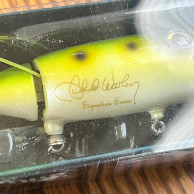 Lot 173 Fishin lures in boxes