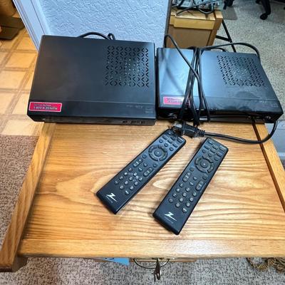 Lot 176 Zeneth DVD Players (2)