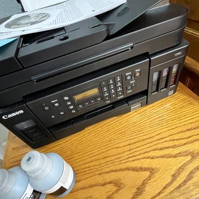 Lot 193 Cannon printer w/extra ink