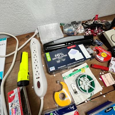 Lot 195 Office supplies