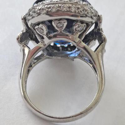 GIA CERTIFIED LAB GROWN SAPPHIRE RING