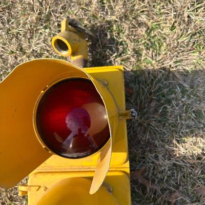 Vintage 3-Light Traffic Signal – Yellow Housing – Eagle Signal – Wired w/ Control Box