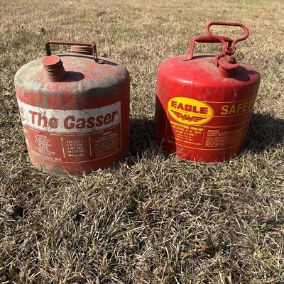 Vintage Eagle Manufacturing Company Metal Safety Gas Cans – 5 Gallon – Pair