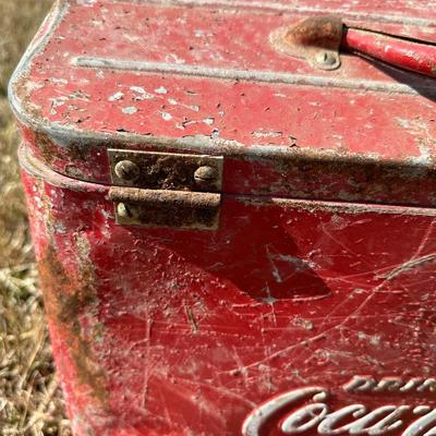 Barn Find Vintage Coca-Cola Metal Ice Chest Cooler – Embossed Logo – Cavalier Corp