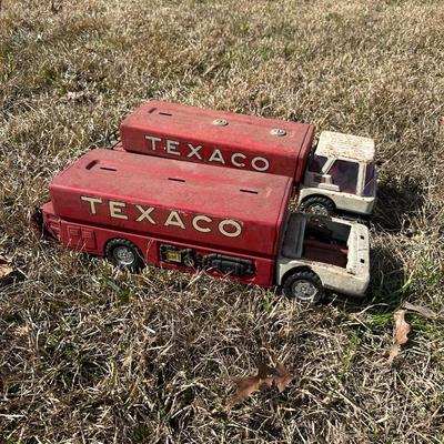 Vintage Texaco Pressed Steel Toy Tanker Trucks (2) – Oil / Fuel Truck Lot – Original Paint