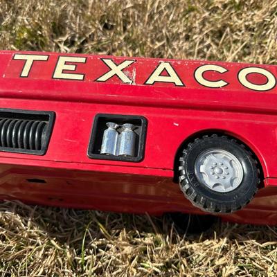 Vintage Texaco Pressed Steel Toy Tanker Trucks (2) – Oil / Fuel Truck Lot – Original Paint