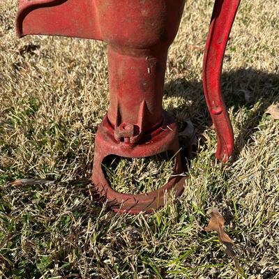 Antique Cast Iron Hand Water Pump – Farm / Well Pump – Red Paint