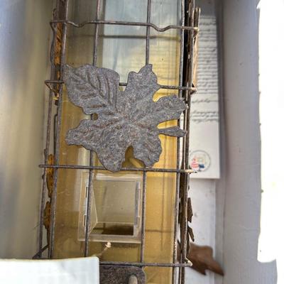 Perky-Pet Squirrel-Be-Gone Wild Bird Feeder – Metal Cage, Adjustable, 3.4 lb Capacity