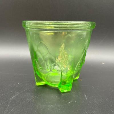 Vintage Green Vaseline / Uranium Glass Measuring Cup