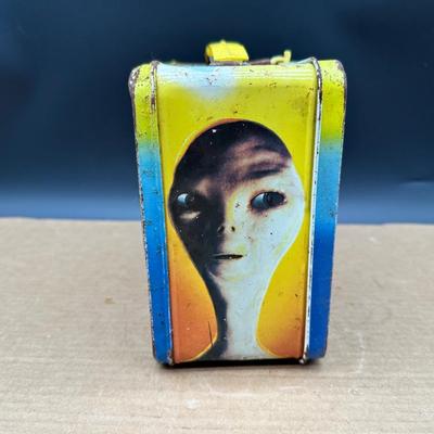 Vintage 1977 Close Encounters of the Third Kind Metal Lunchbox w/ Thermos – Alien Artwork