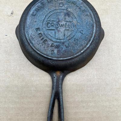 Vintage Griswold No. 0 Cast Iron Skillet – Small Block Logo, Erie PA