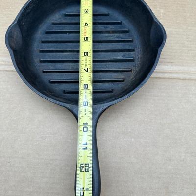 Vintage Wagner Ware No. 6 Cast Iron Grill Skillet