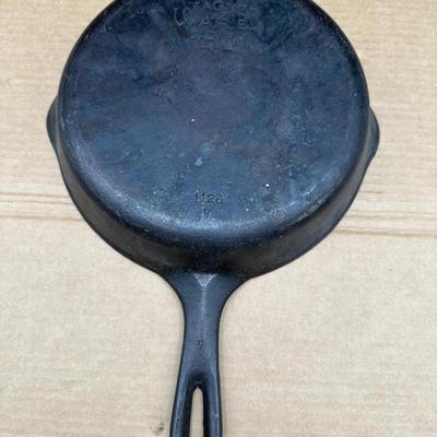 Vintage Wagner Ware No. 6 Cast Iron Grill Skillet