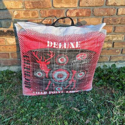 RedHead Deluxe Field Point Archery Target – Portable Bag Style