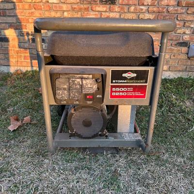 Briggs & Stratton Storm Responder 5500W / 8250W Portable Generator