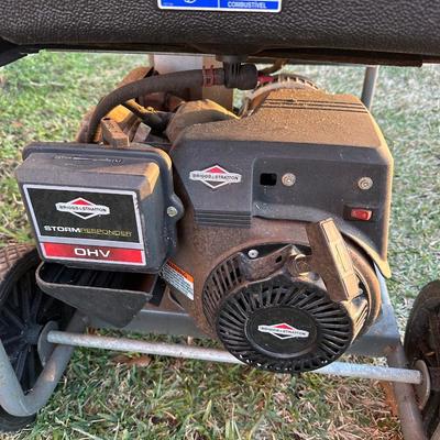 Briggs & Stratton Storm Responder 5500W / 8250W Portable Generator
