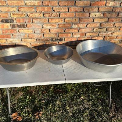 3) Large Galvanized / Aluminum Utility Wash Tubs – Vintage Farm / Cooking Use