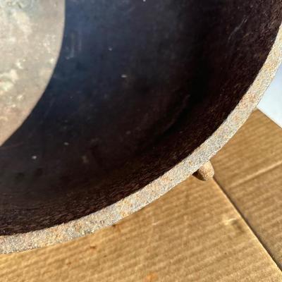 Large Antique Cast Iron Cauldron Pot with Three Legs & Bail Handles