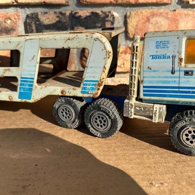 Vintage Tonka Metal Car Carrier Truck & Trailer – Blue/White Stripe, Pressed Steel