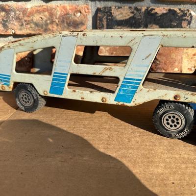 Vintage Tonka Metal Car Carrier Truck & Trailer – Blue/White Stripe, Pressed Steel