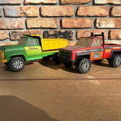 Vintage Tonka Pressed Steel Truck Lot – Dump Truck & Chevrolet Road Runner Pickup