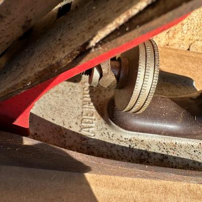 Lot of 2 Vintage Bench Planes – Stanley & Craftsman – Woodworking Hand Tools