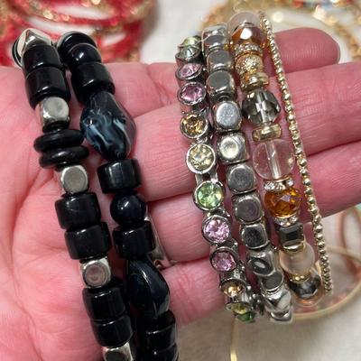 Lot 223 Bracelets Lot #1