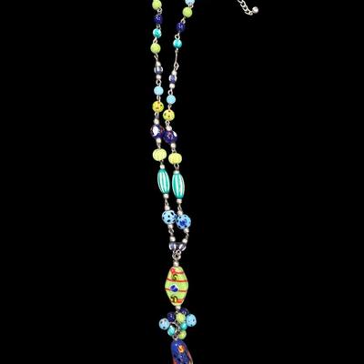 Sale Photo Thumbnail #434: Collection Of assorted Fashion Necklaces Set of 6