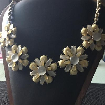 Banana republic jewel flower statement gold tone necklace