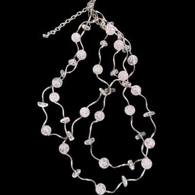 Sale Photo Thumbnail #453: Assortment of 6 colorful necklaces