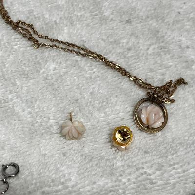 Lot 245 Jewelry sets