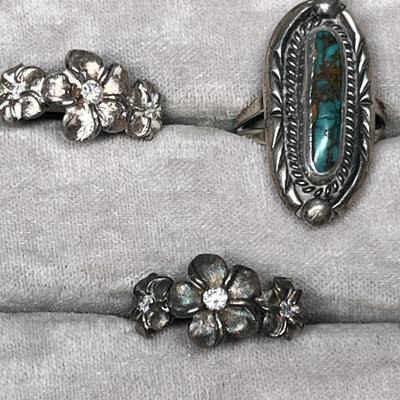 Lot 255 Sterling Silver rings