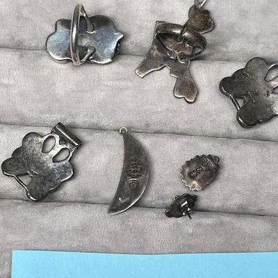 Lot 256 Native American items