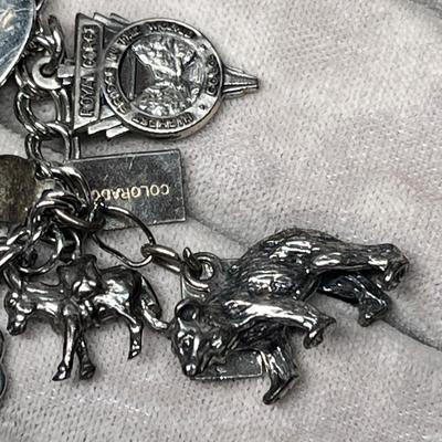 Lot 260 Charm bracelet