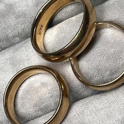 Lot 268 14K Wedding bands lot of 3