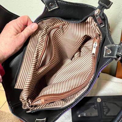 Lot 284 Western style Purse & wallet